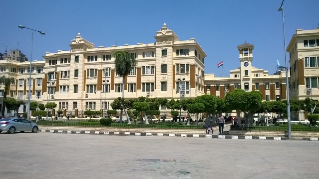 تنبيهات عاجلة لأصحاب المحلات بالقاهرة لسرعة الحصول على التراخيص