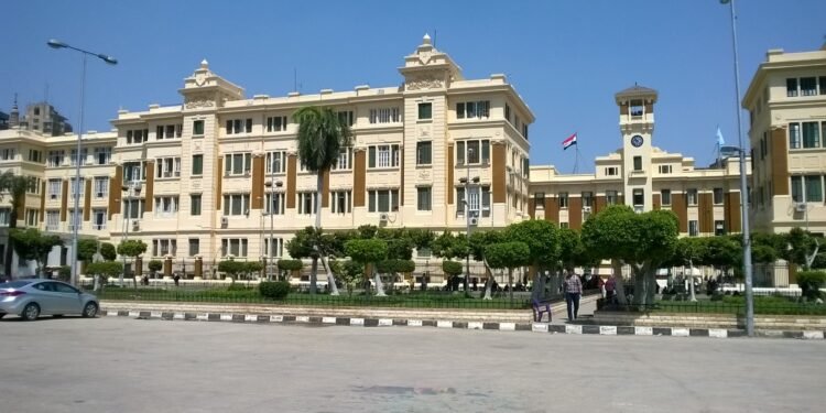 تنبيهات عاجلة لأصحاب المحلات بالقاهرة لسرعة الحصول على التراخيص