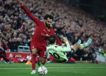 محمد صلاح على أعتاب إنجاز تاريخي أمام مانشستر سيتي