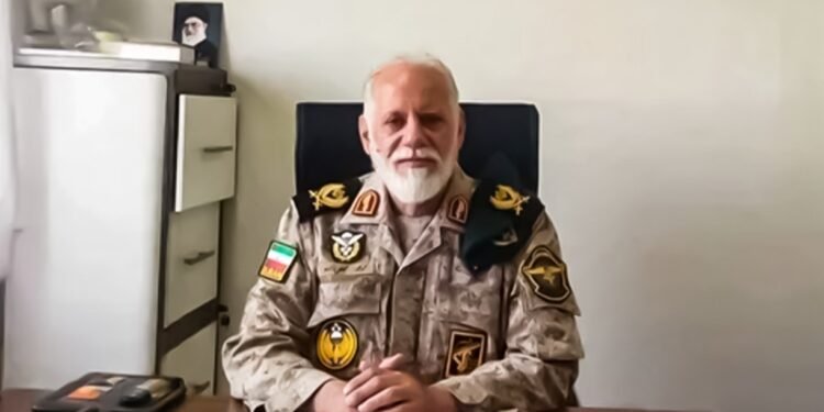 مقتل قيادي بالحرس الثوري وإصابة كمال خرازي في قصف بطهران