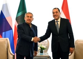 مدبولي يبحث مع رئيس تتارستان سبل تعزيز التعاون الصناعي والزراعي