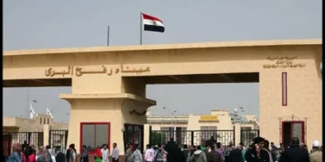 وصول دفعة جديدة من الفلسطينيين العائدين  إلى غزة عبر معبر رفح