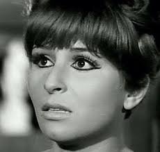 نوال أبو الفتوح.. أسرار حياة فنانة ولدت ورحلت في 10 أبريل