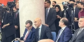 توقيع مذكرة لإدراج منهج الثقافة المالية لطلاب  المرحلة الثانوية