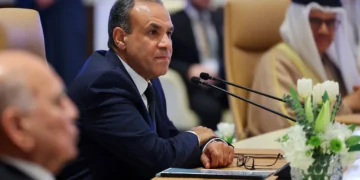 وزير الخارجية يعقد لقاءات مكثفة ويبحث ملفات إقليمية ودولية اليوم