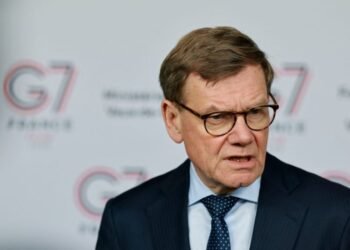 وزير خارجية ألمانيا يطالب ببقاء مضيق هرمز مفتوحاً وفق القانون الدولي