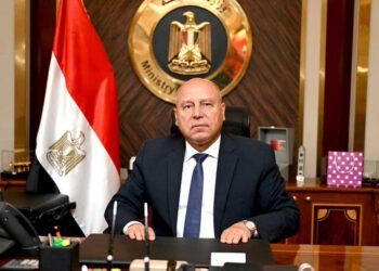 وزير النقل يكلف اللواء محمد حسن مصطفى برئاسة هيئة الطرق والكباري