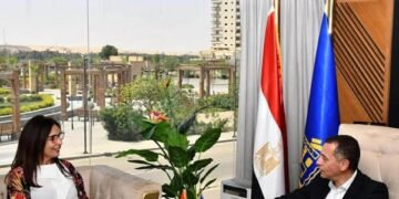 بروتوكول تعاون بين الوزيرة جيهان زكي والمحافظ عمرو لاشين