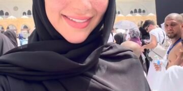 يارا السكري تؤدي مناسك العمرة بعد نجاحها في «علي كلاي»