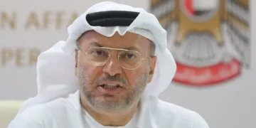 أنور قرقاش: الإمارات تؤمن بأن الحوار السياسي هو الطريق الأمثل لاستقرار المنطقة