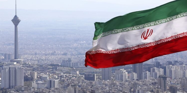 إيران: عودة الدوام الكامل في جميع الوزارات بدءًا من السبت المقبل