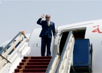 الرئيس السيسي يعود إلى القاهرة بعد زيارة ناجحة للإمارات وسلطنة عُمان