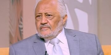 صدمة على الهواء.. خالد زكي يتفاجأ بخبر وفاة هاني شاكر: "بتقولي إيه؟"