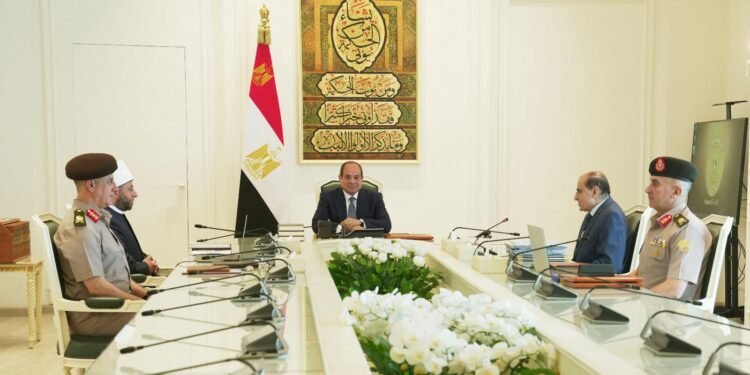 الرئيس السيسي يوجه بتطوير أصول الأوقاف وتحويل القاهرة التاريخية إلى مقصد سياحي عالمي