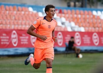 حمزة عبد الكريم يقود برشلونة للشباب إلى نهائي كأس الأبطال