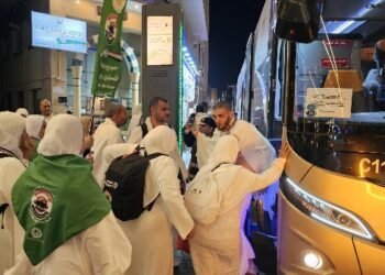 وزيرة التضامن الاجتماعي تتابع عملية تصعيد حجاج الجمعيات الأهلية إلى مشعر عرفات