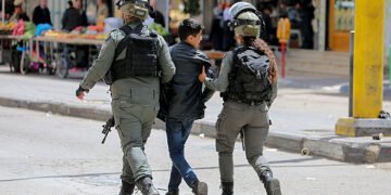 360 طفلا و84 أسيرة فلسطينية يقضون عيد الأضحى بسجون إسرائيل