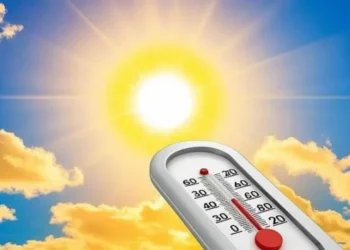 ارتفاع جديد في درجات الحرارة اليوم الخميس.. ورياح مثيرة للأتربة وشبورة صباحية