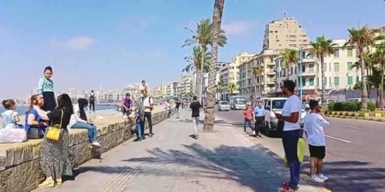طقس ثاني أيام عيد الأضحى.. أجواء حارة ورياح نشطة وفرص أمطار خفيفة ببعض المحافظات
