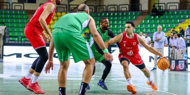 الأهلي يفوز على الاتحاد 66-68 في أولى مباريات الدور النهائي بدوري سوبر السلة
