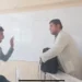 لم يتقدم بشكوى.. التعليم ترد على تداول فيديو تعدي طالب على معلم