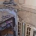 صادر له قرار ترميم.. إصابة 11 شخصًا إثر انهيار سقف حجرة بعقار في محرم بك بالإسكندرية