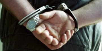 فيديو صادم يهز بورسعيد.. التفاصيل الكاملة لاعتداء شاب على خطيبته داخل عملها