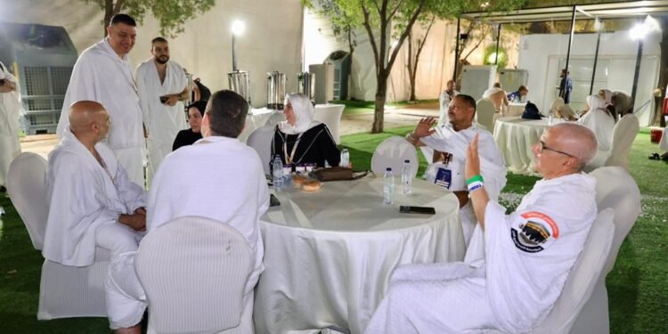 رئيس بعثة حج الجمعيات الأهلية: الحجاج يتمتعون بحالة صحية جيدة