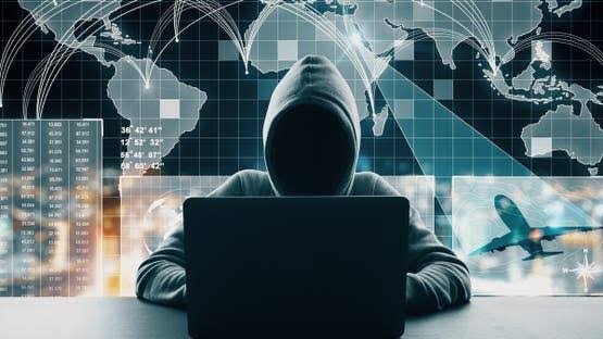 الـFBI يلاحق عميلة سابقة بتهمة التجسس لإيران.. ومكافأة 200 ألف دولار