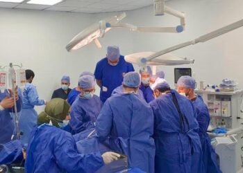 فريق طبي بجامعة طنطا ينجح في استخراج دبوس من رقبة فتاة بعملية دقيقة