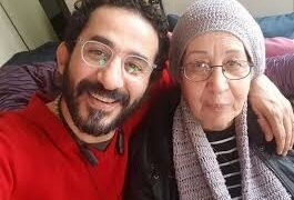 وفاة والدة الفنان أحمد حلمي وتشييع الجثمان بمسقط رأسها في بنها بعد صلاة الظهر