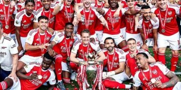 جنون في لندن.. أرسنال يفوز بالدوري الإنجليزي وينهي لعنة 22 عاماً