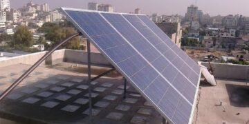 المتحدث باسم الكهرباء يعلن إعفاء المواطنين من شروط تركيب ألواح الطاقة