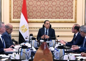 مدبولي يتابع مع وزراء الكهرباء والبترول والمالية تأمين احتياجات الوقود