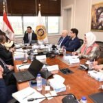 خالد هاشم:  25% طاقة شمسية شرطاً أساسياً لتراخيص المصانع الجديدة