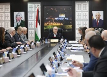 مجلس الوزراء الفلسطيني يحذر من تصاعد اعتداءات المستعمرين ويهيب بالمشاركة بذكرى النكبة