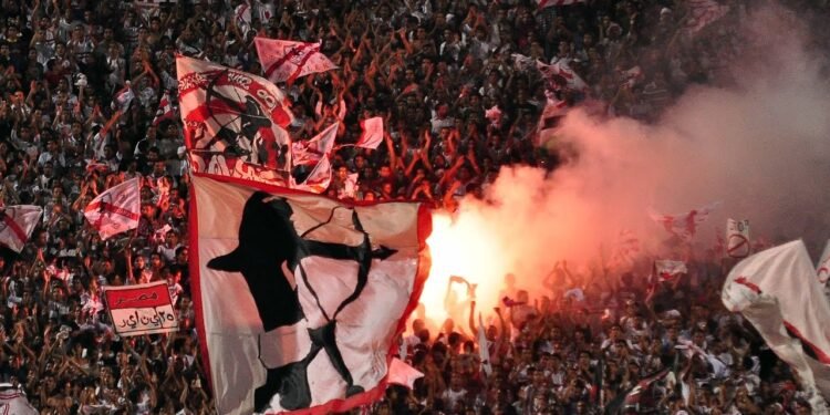 احتفالات صاخبة لنجوم الزمالك باستاد القاهرة بعد التتويج بالدوري