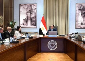 الحكومة تضع خارطة طريق لتنظيم السوق العقاري وحصر الأراضي والوحدات غير المستغلة