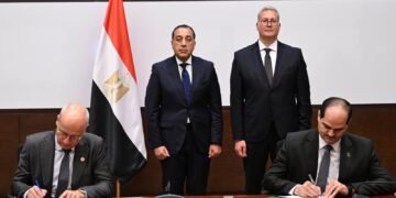 الحكومة توقع مذكرة تفاهم  لاستكشاف الغاز في غرب المتوسط