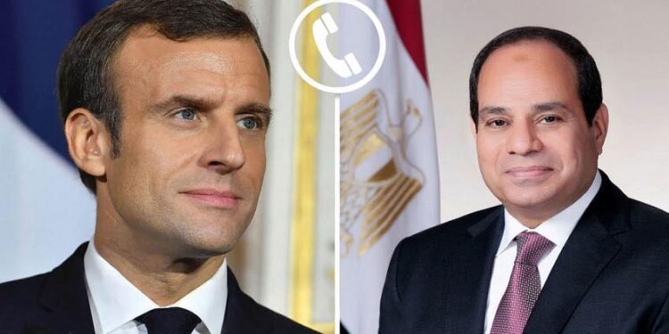 السيسي وماكرون يبحثان في اتصال هاتفي 4 قضايا دولية وإقليمية مشتركة