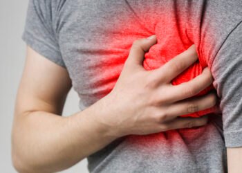 خفقان القلب.. الأسباب شائعة ومتى يتحول إلى خطر؟