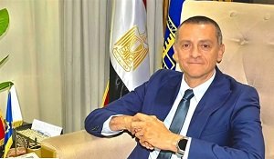 محافظ أسوان يوجه برفع درجة الاستعداد القصوى وتوفير السلع الأساسية خلال عيد الأضحى