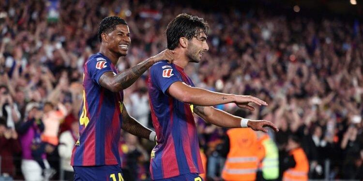 برشلونة يضرب ريال مدريد بهدفين نظيفين في الشوط الأول بقمة الدوري الإسباني
