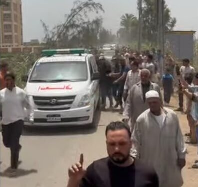 بالدموع والعويل.. الدقهلية تشيع جثامين 6 شباب ضحايا حادث أسوان