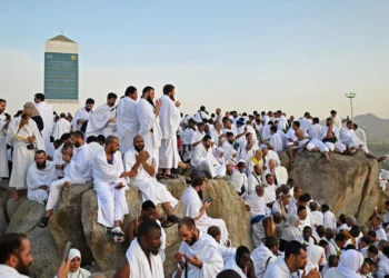 السعودية تعلن نجاح خطة تصعيد الحجاج إلى مشعر عرفات دون معوقات