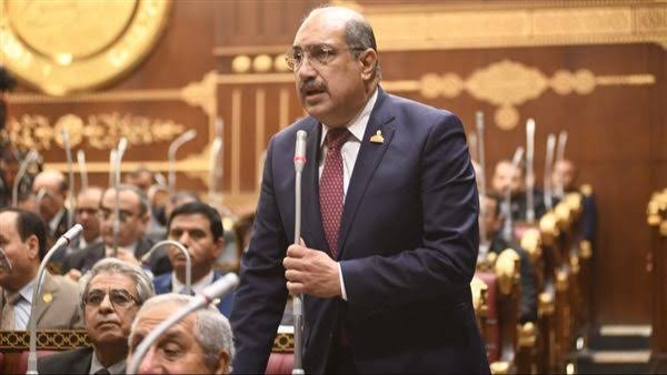 النائب إيهاب وهبة يطالب بـ 100 نموذج للامتحانات للقضاء على الغش في الثانوية العامة