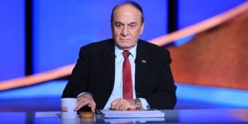 سمير فرج: إيران ترفض فتح مضيق هرمز وتتمسك بالنووي