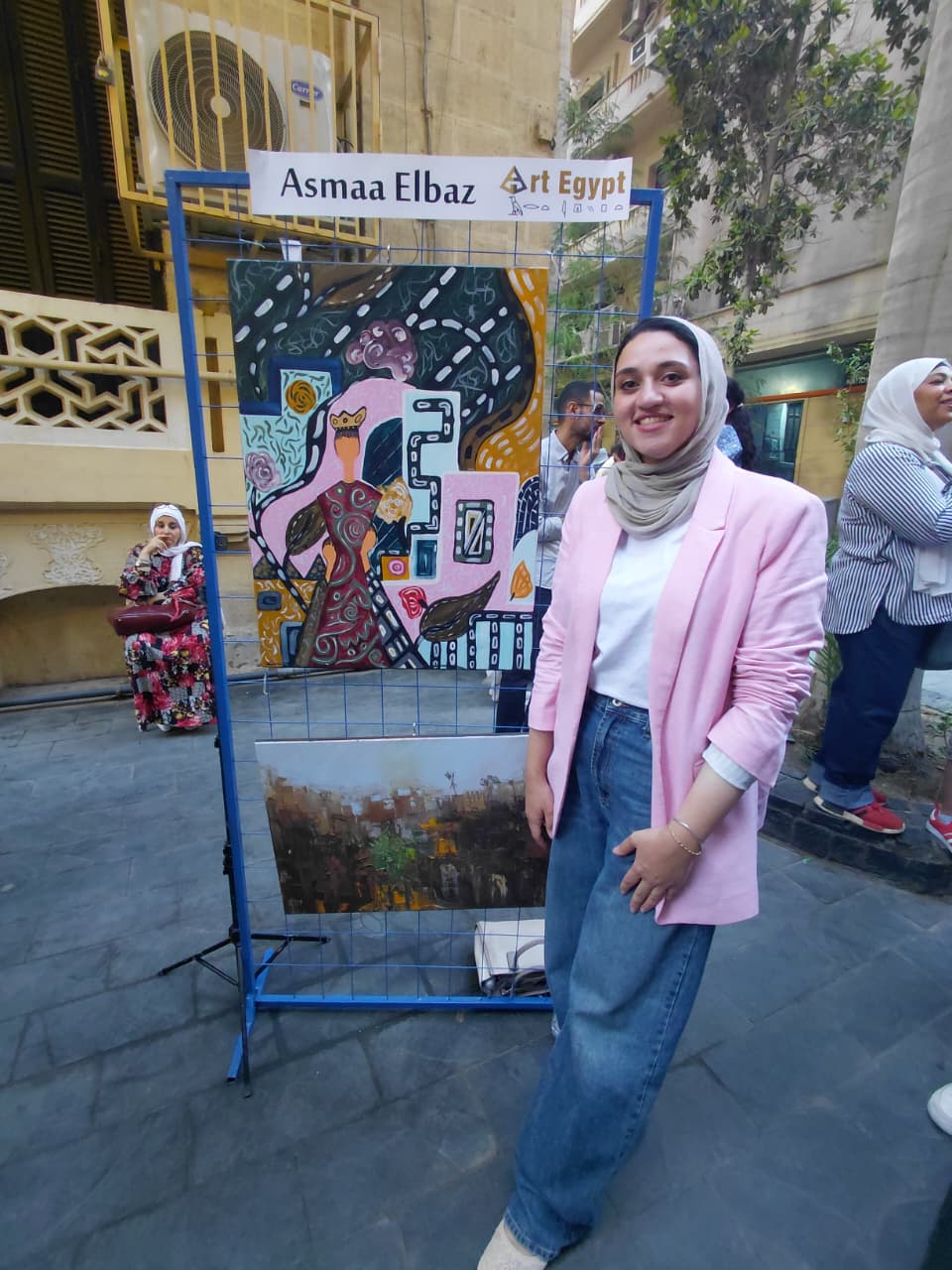 مشاركة 50 رساماً في فعاليات شارع الفن بمنطقة وسط البلد بالقاهرة