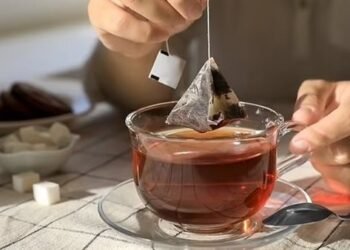 في اليوم العالمي للشاي.. فوائد صحية عديدة لمشروب يرافق  الملايين حول العالم