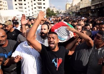 نابلس تشيّع جثمان الطفل يوسف كعابنة بعد استشهاده برصاص الاحتلال بالضفة